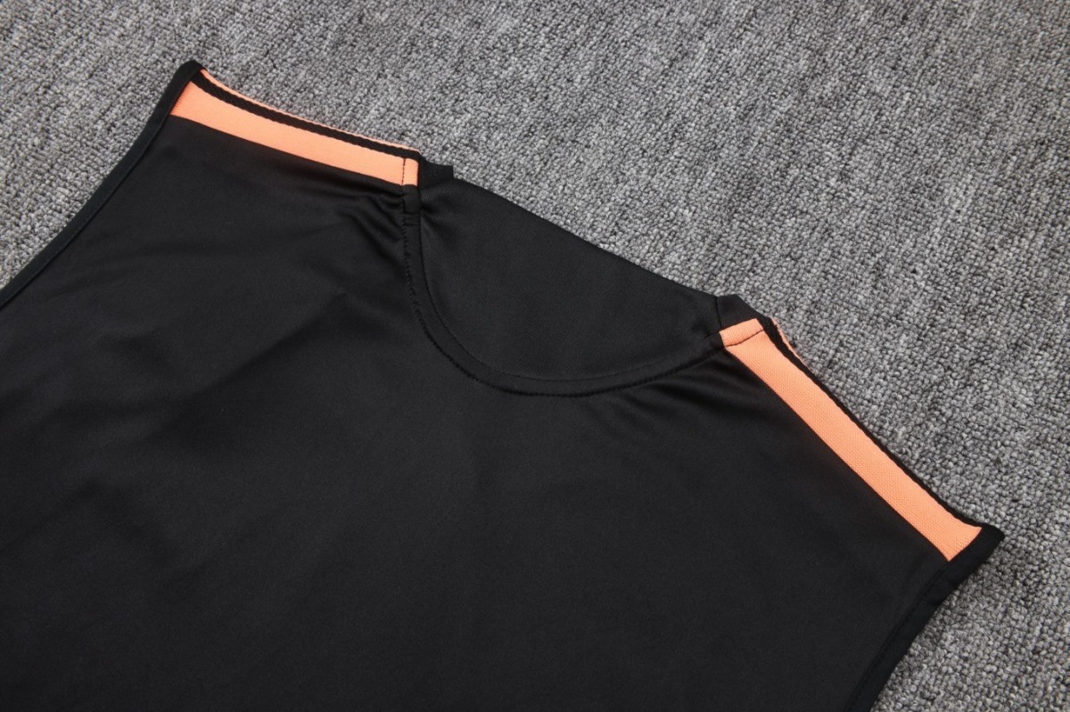 2026 Arsenal Black Training Set Shirt and Shorts