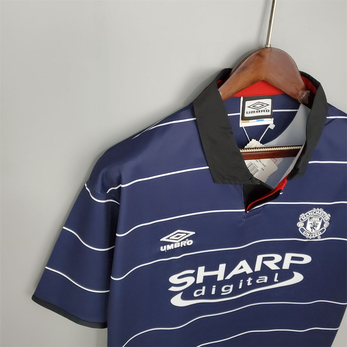 Retro Manchester United 99/00 away jersey Fan Version