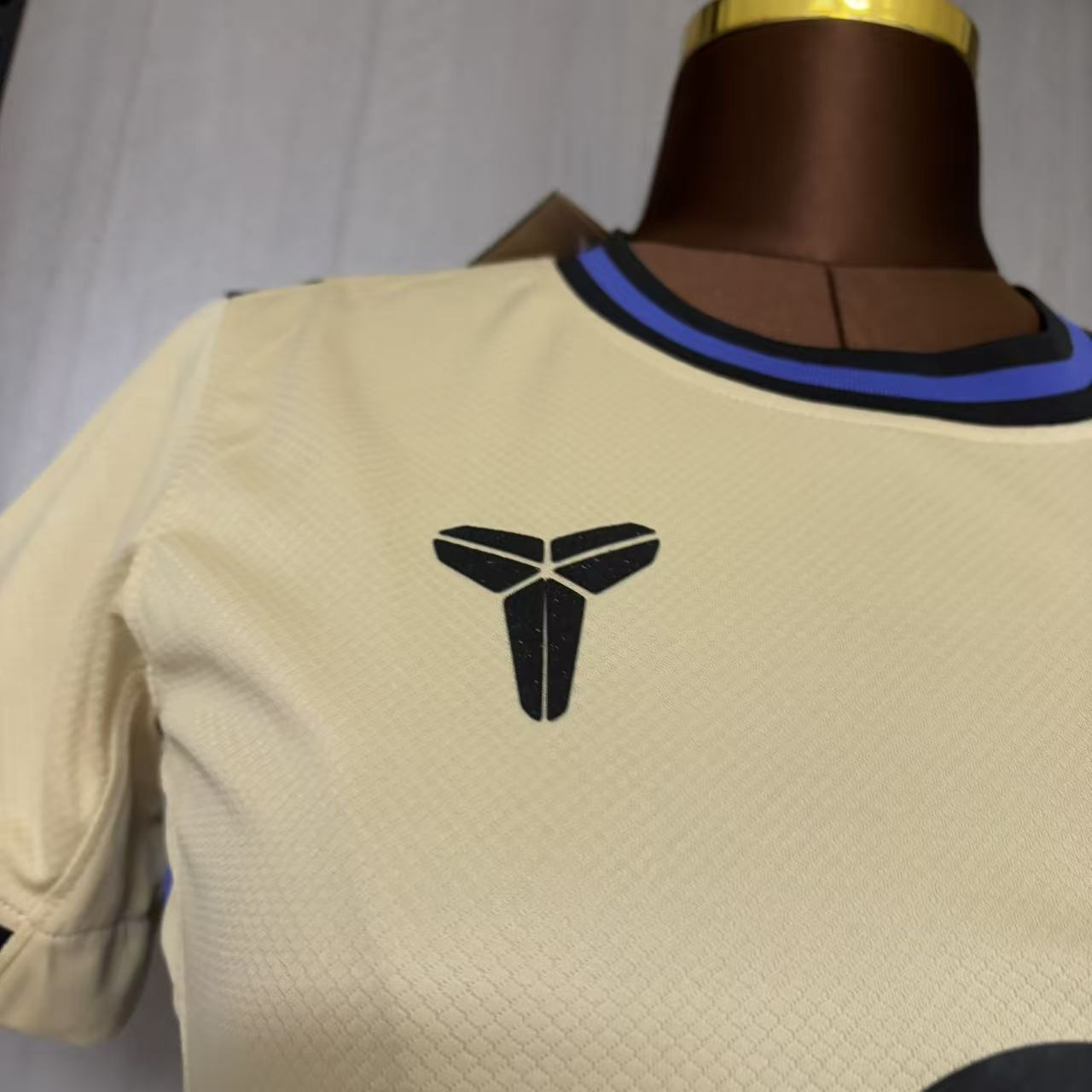 2025/26 Barcelona Away Women's Jersey Fan Version