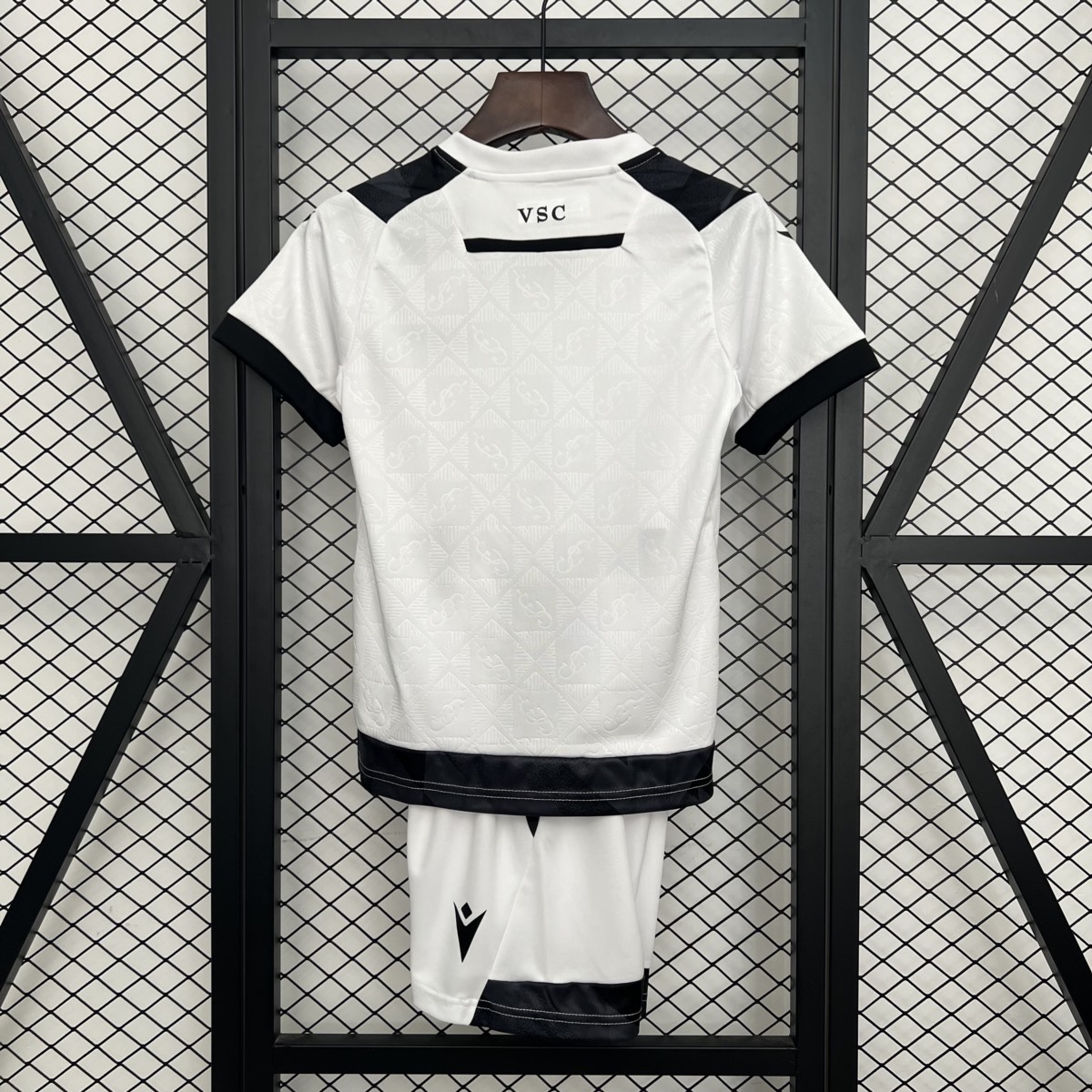 2025/26 Vitoria Guimaraes Home jersey kids Kits 16-28