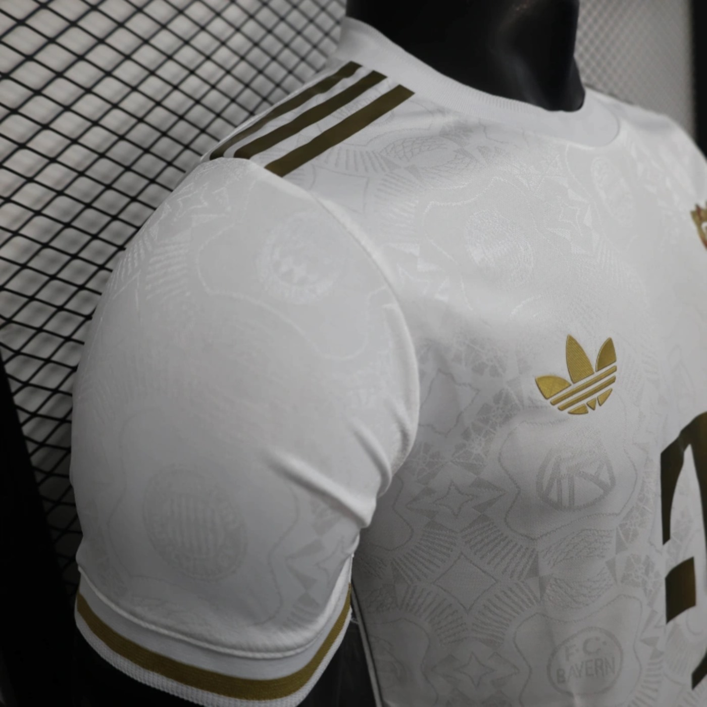 25/26 Bayern Munich 120th Anniversary jersey Player Version