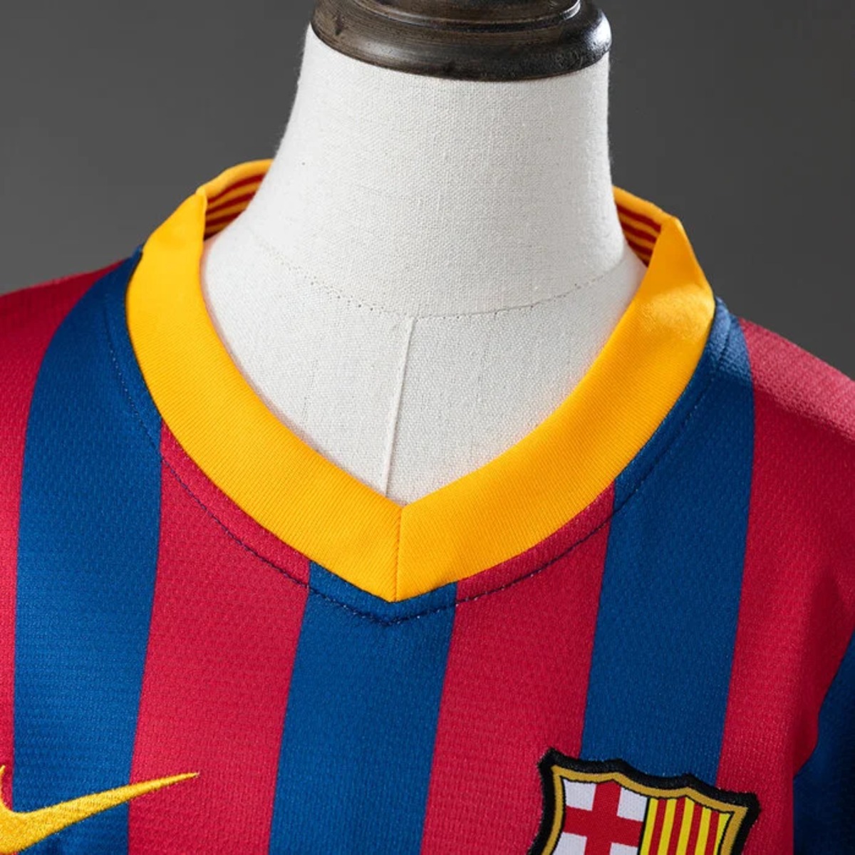 Retro Barcelona 13/14 kids home jersey Kid Kits Size 16-28