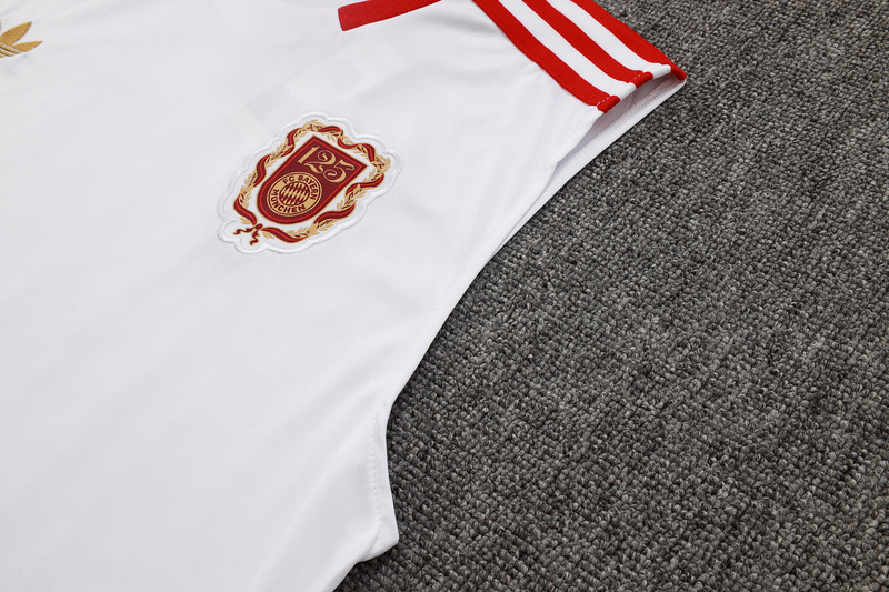2025/26 Bayern Munich White Training Set Shirt and Shorts