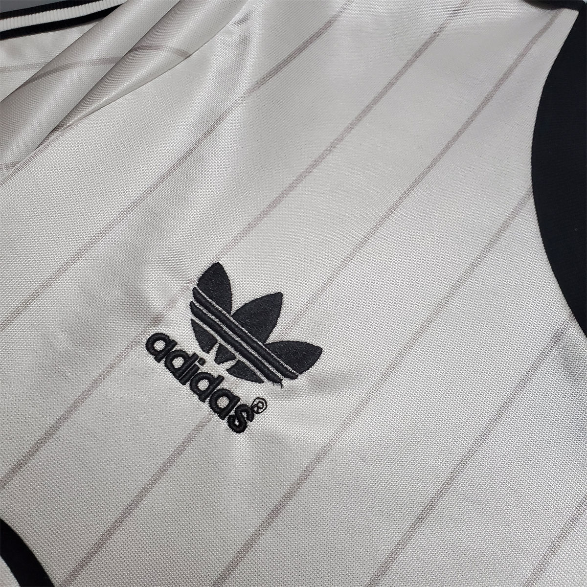 Retro Manchester United 1983 away jersey Fan Version