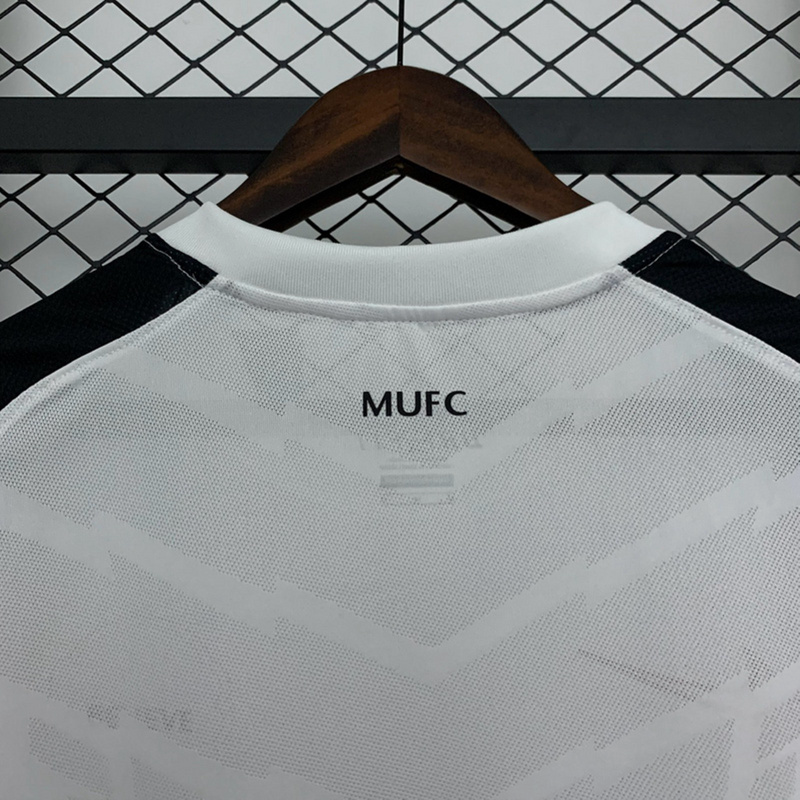 Retro Manchester United 2010/11 Away jersey Fan Version