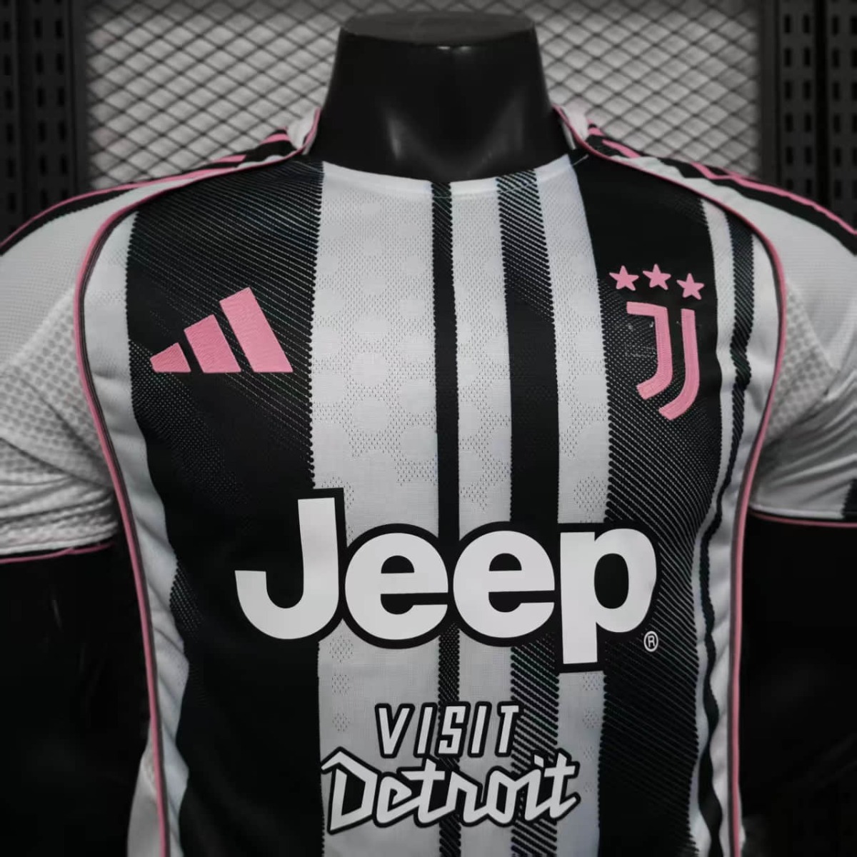 25/26 Juventus home jersey Player Version