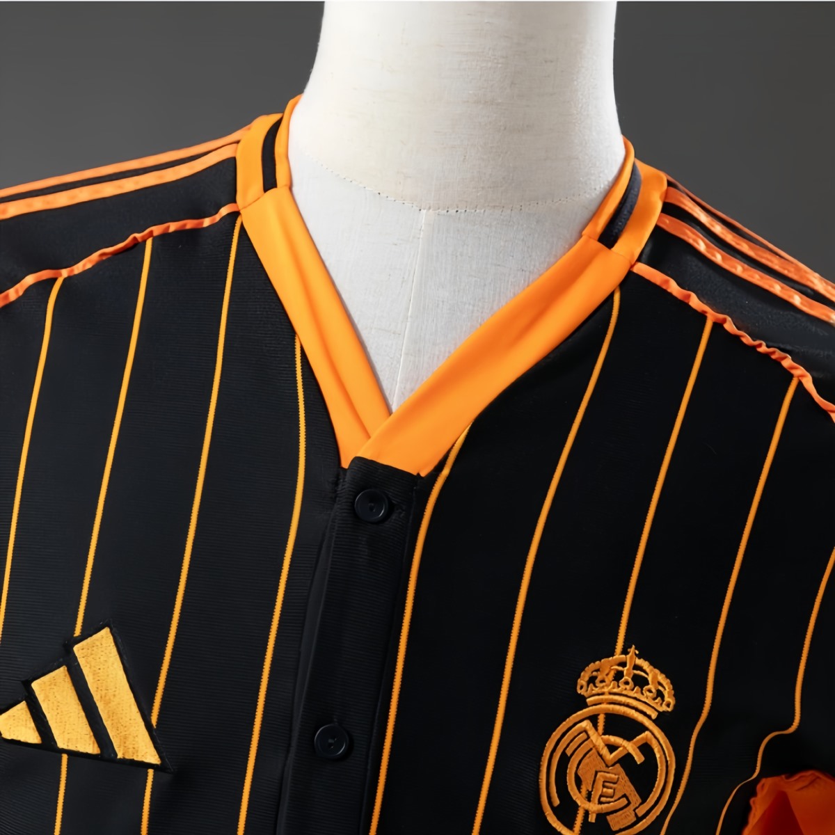2025/26 Real Madrid US Pack Full-Button Baseball Black jersey Fan version