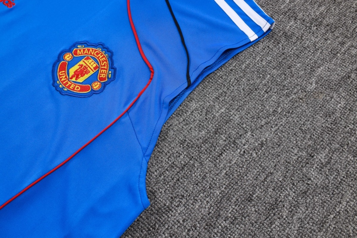 2026 Manchester United Colorful Blue Training Set Shirtand Shorts