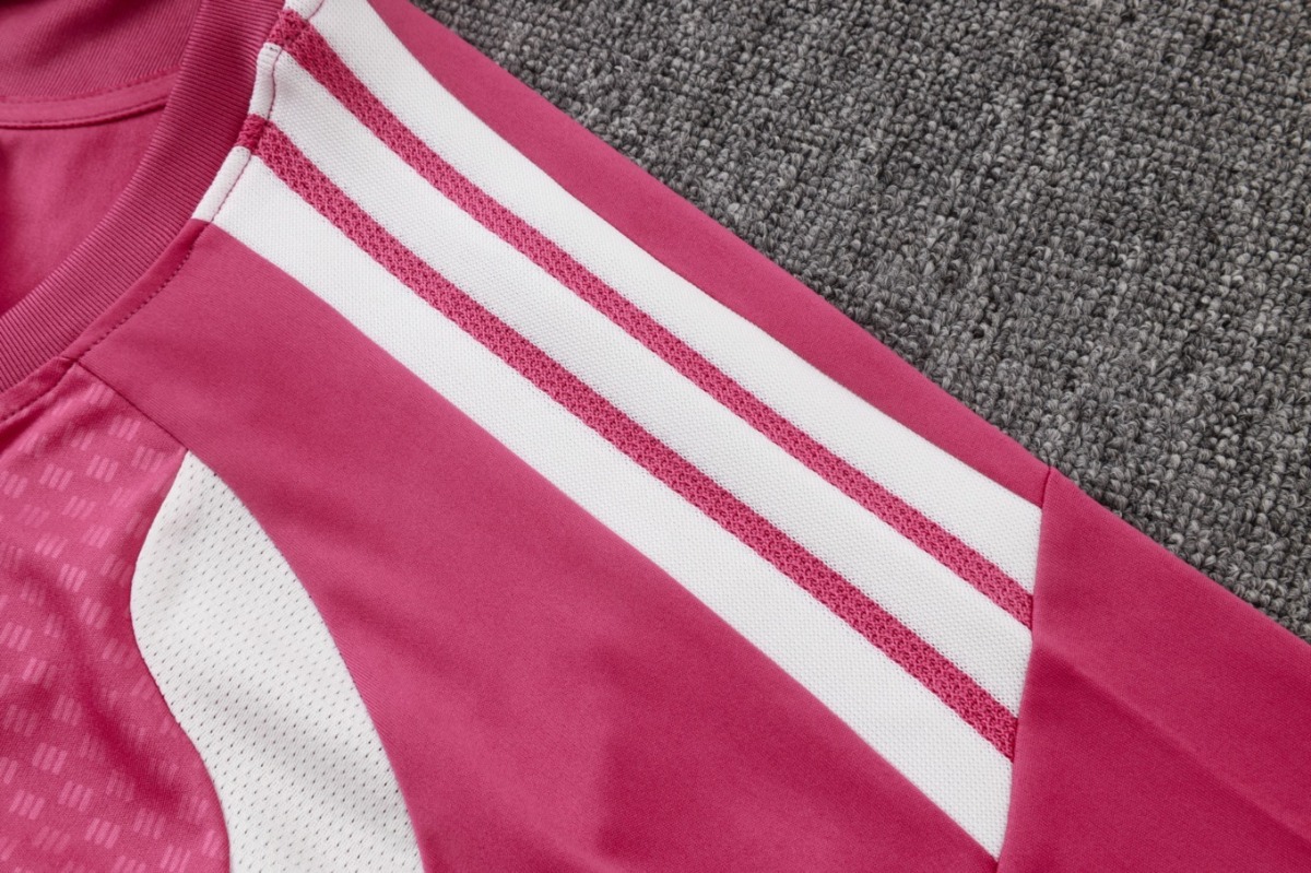 2026 Real Madrid Pink Training Set Shirt and Shorts