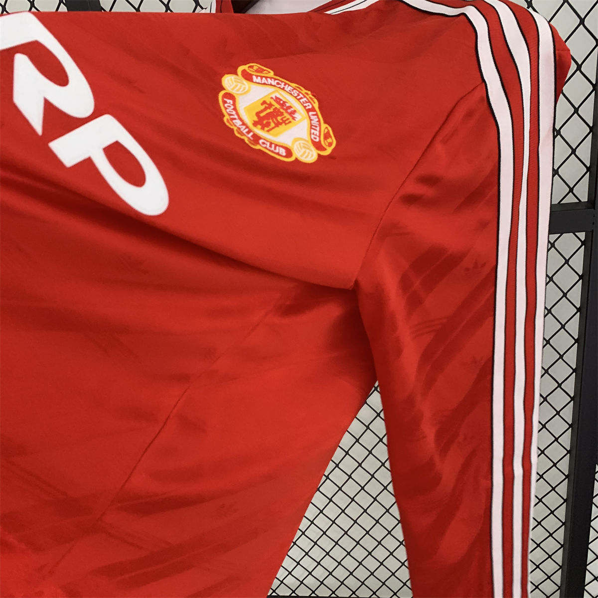 Retro Manchester United 86/88 long sleeve home jersey Fan Version