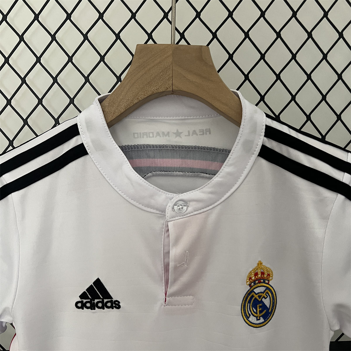 Retro Real Madrid 14/15 home jersey Kid Kits Size 16-28