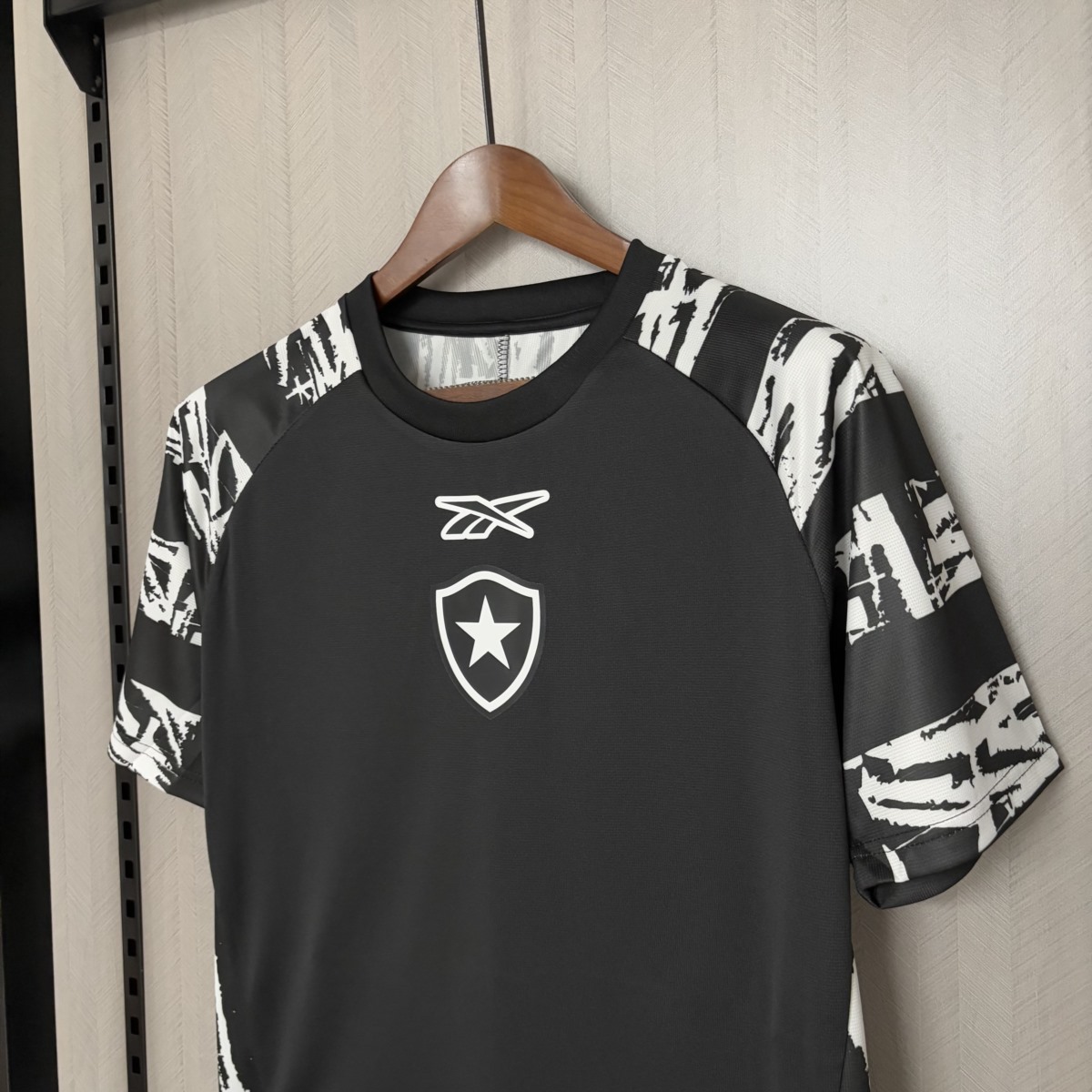 2025/26 Botafogo Black pre-match training suit jersey Fan version