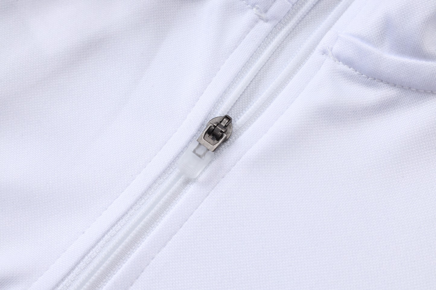 202526 Juventus white Long-sleeved half-pull training kit Football team kit