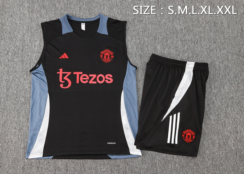 24/25 Manchester United Black Training Set Shirt and Shorts