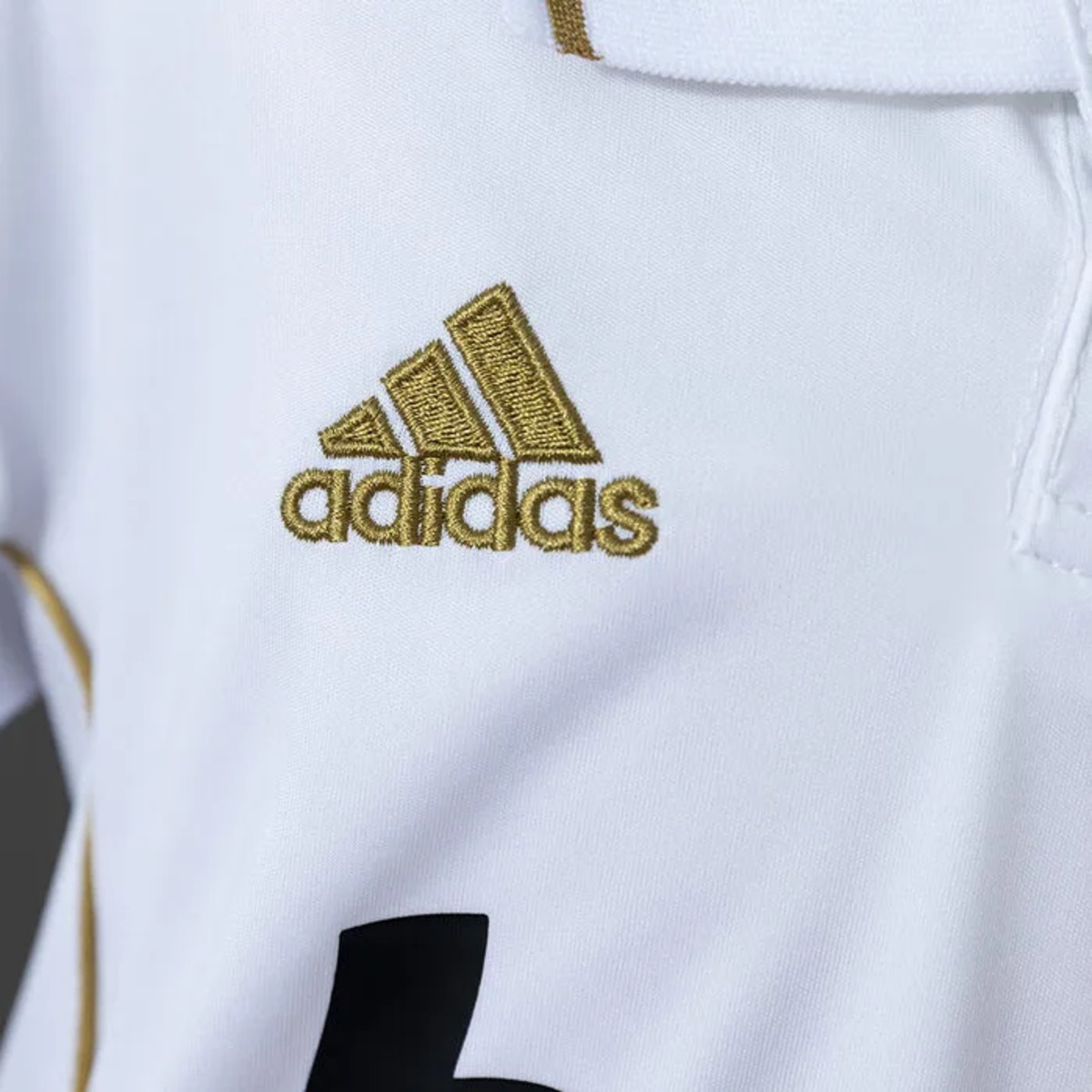 Retro Real Madrid 2011/12 Home Kid Kits