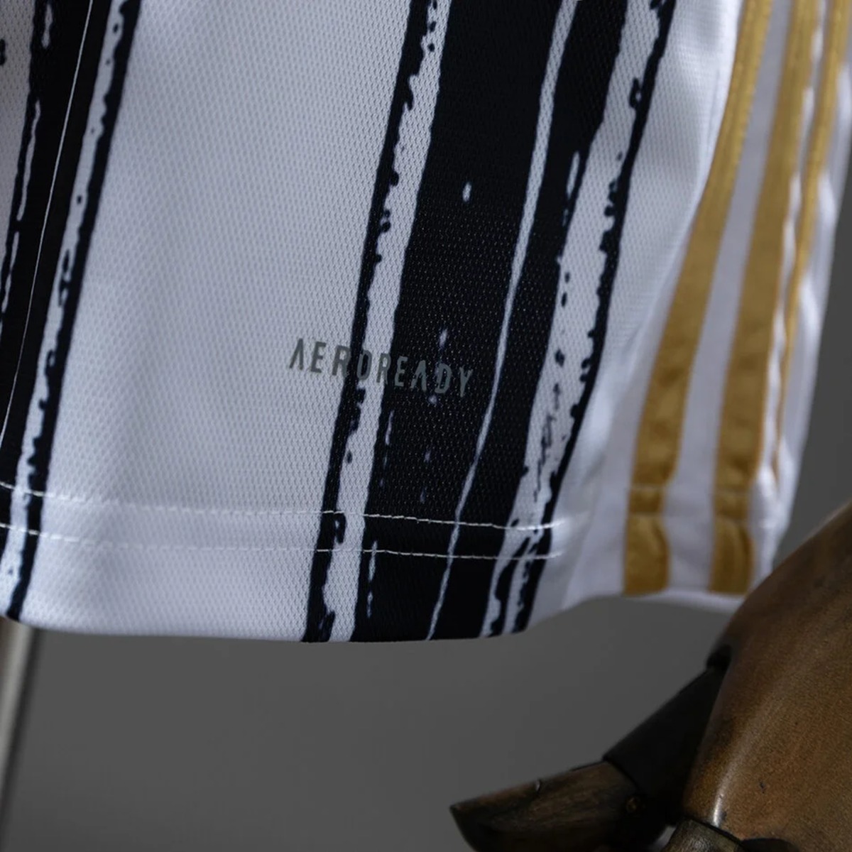 Retro Juventus 2020/21 Home jersey Fan Version
