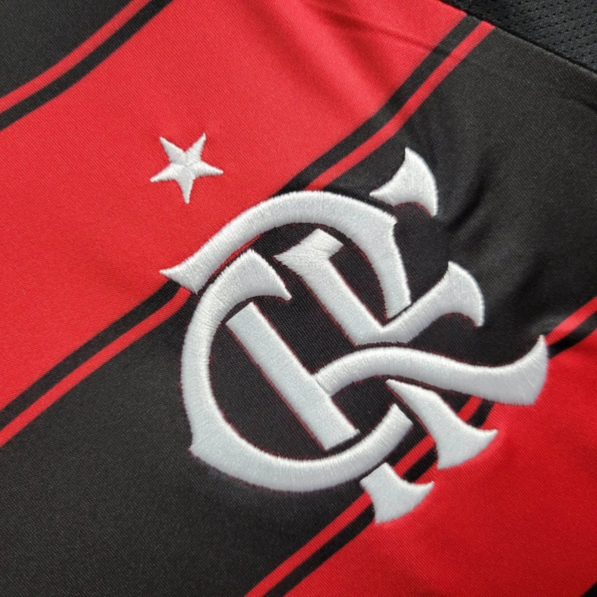 2025/26 kids kits Flamengo Home jersey size: 16-28