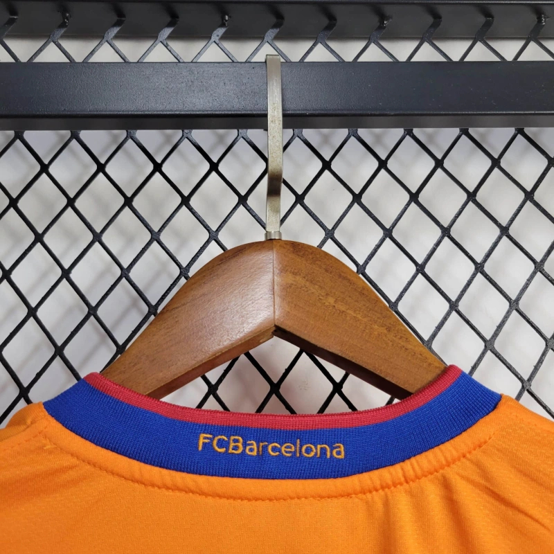 Retro Barcelona 06/07 Barcelona away jersey Fan Version
