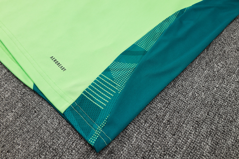 24/25 Mexico Green Training Set Shirt and Shorts