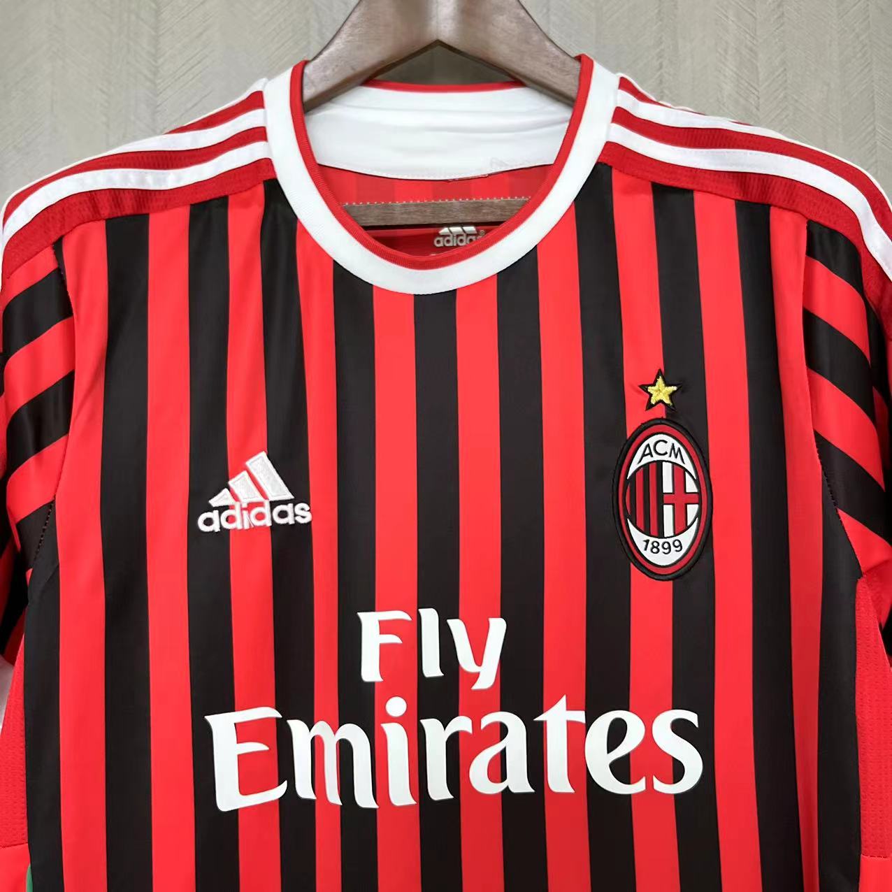 Retro AC Milan 11/12 Home jersey Fan Version
