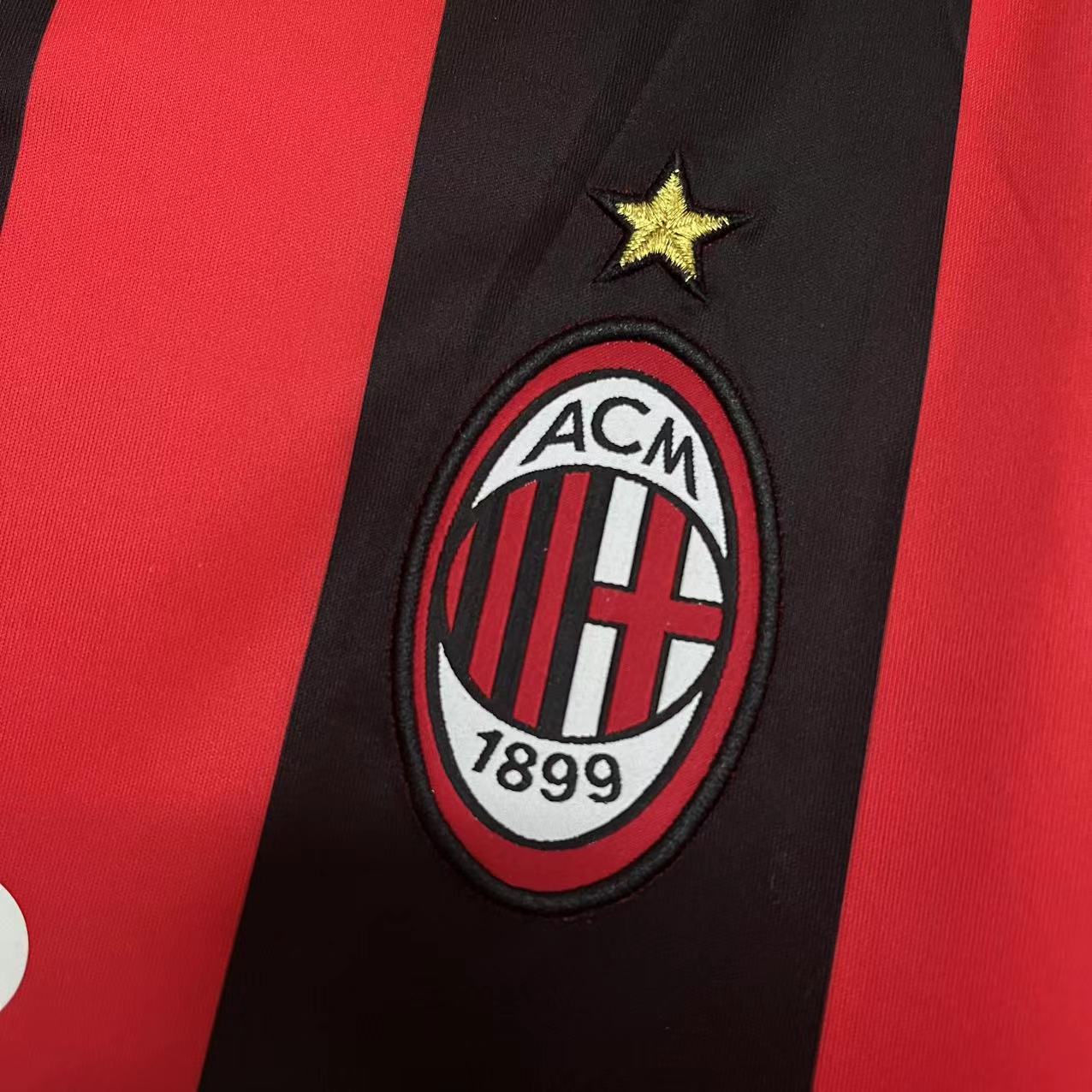 Retro AC Milan 08/09 Home jersey Fan Version