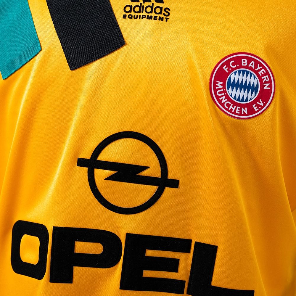 Retro Bayern Munich 93/95 Away jersey Fan Version
