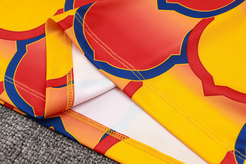 24/25 Barcelona yellow Training Set Shirt and Shorts