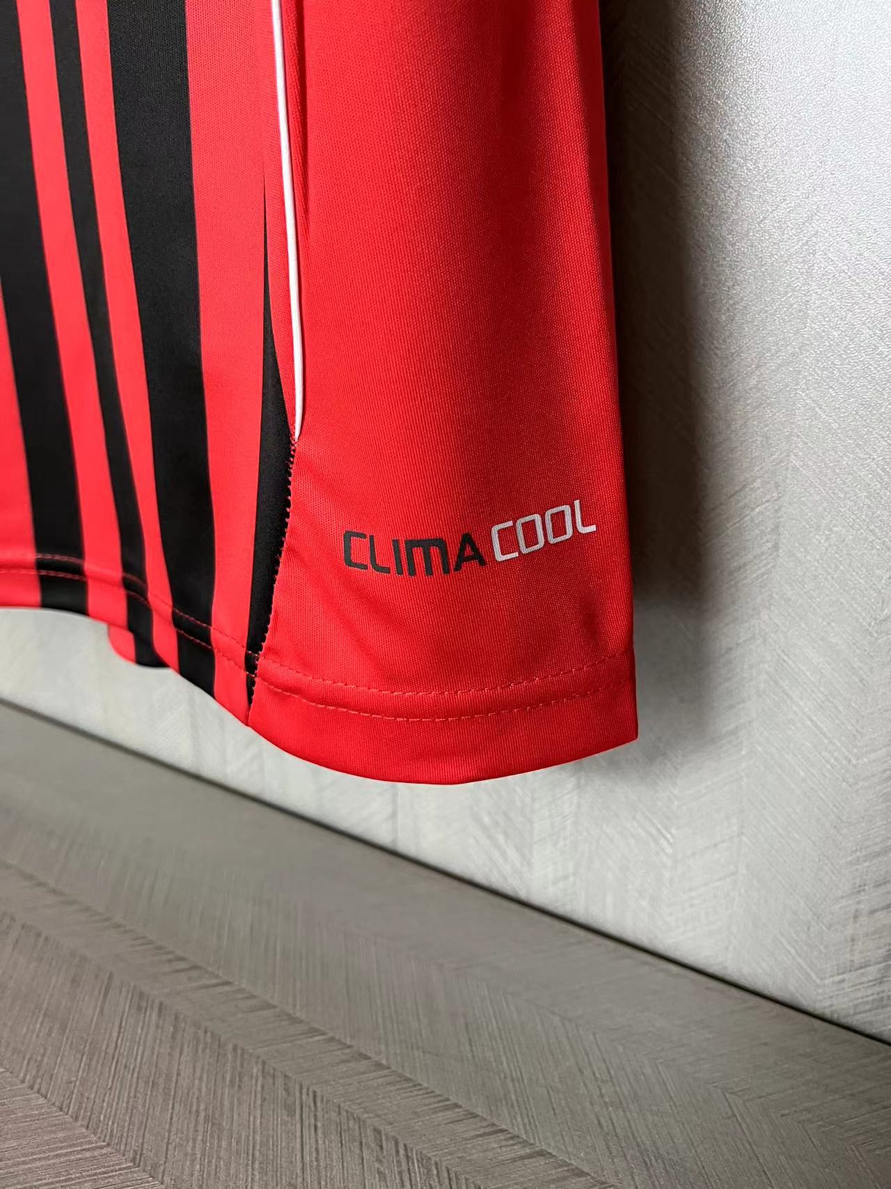 Retro AC Milan 11/12 Home jersey Fan Version