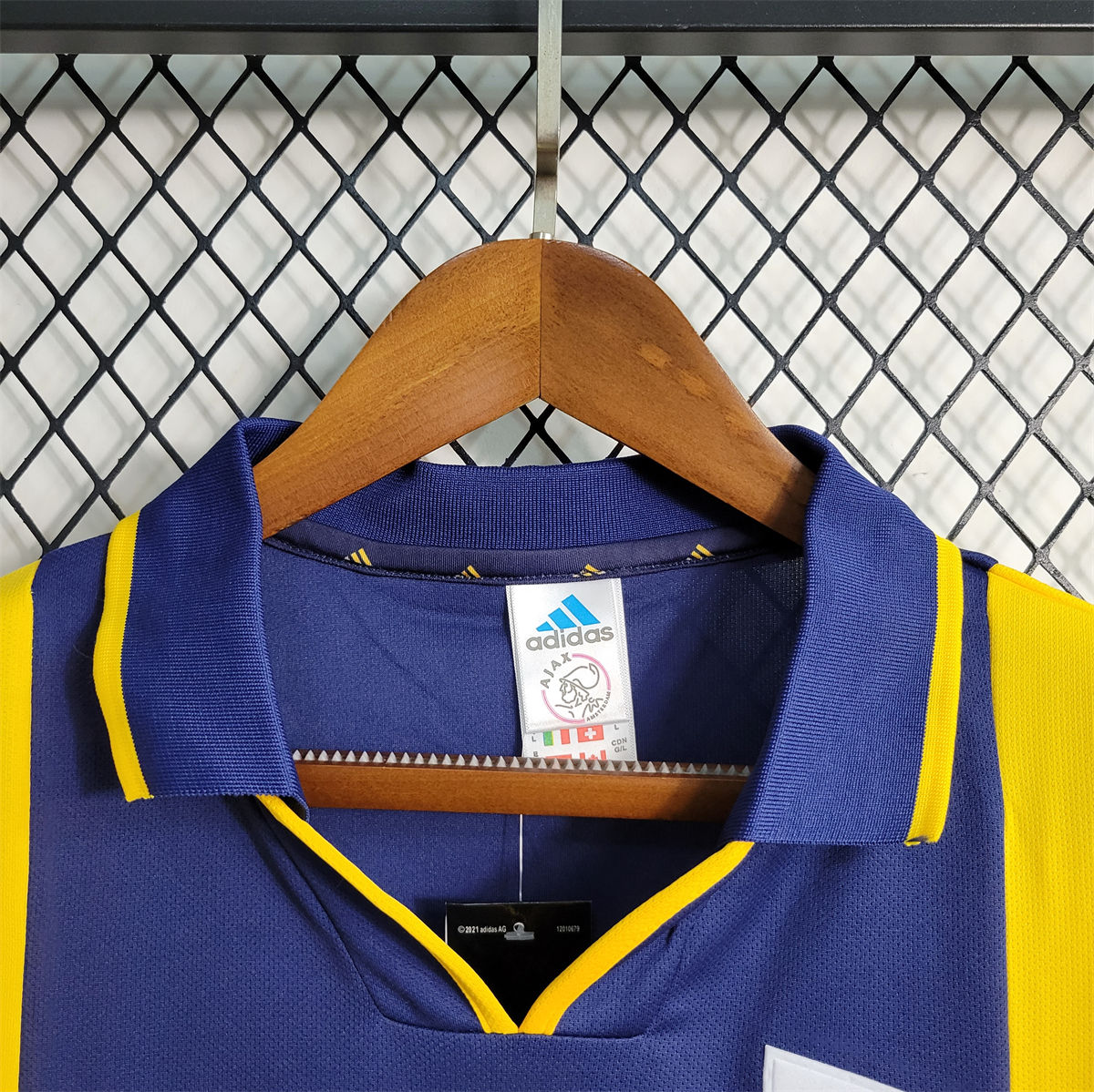 Retro Ajax 00/01 Away jersey Fan Version