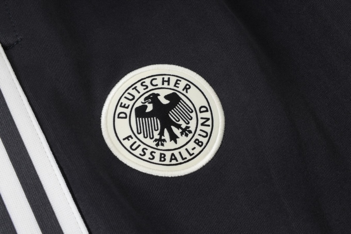 2026 Germany Off-white Jacket Training Suit Set