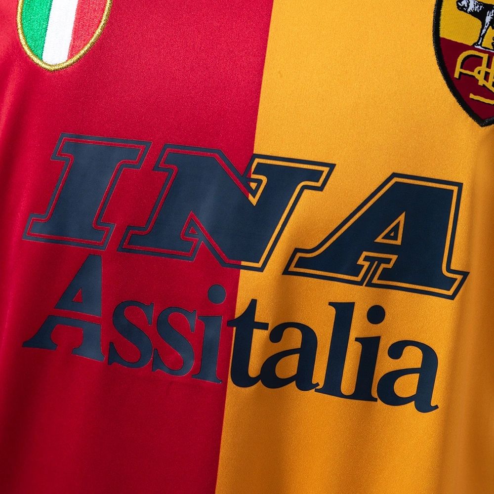 Retro Roma 01/02 Home jersey Fan Version