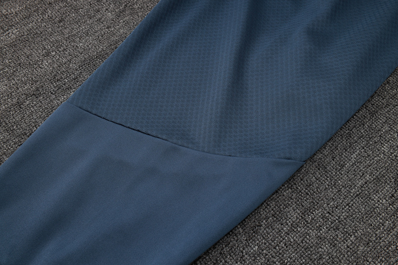 24/25 Manchester City Light blue Long-sleeved half-pull training kit Football team kit