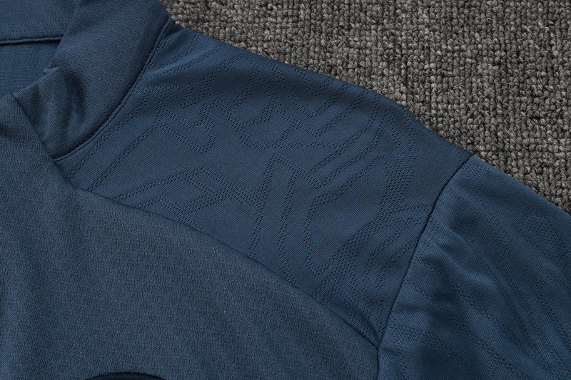 202526 Manchester City Grey Long-sleeved half-pull training kit Football team kit