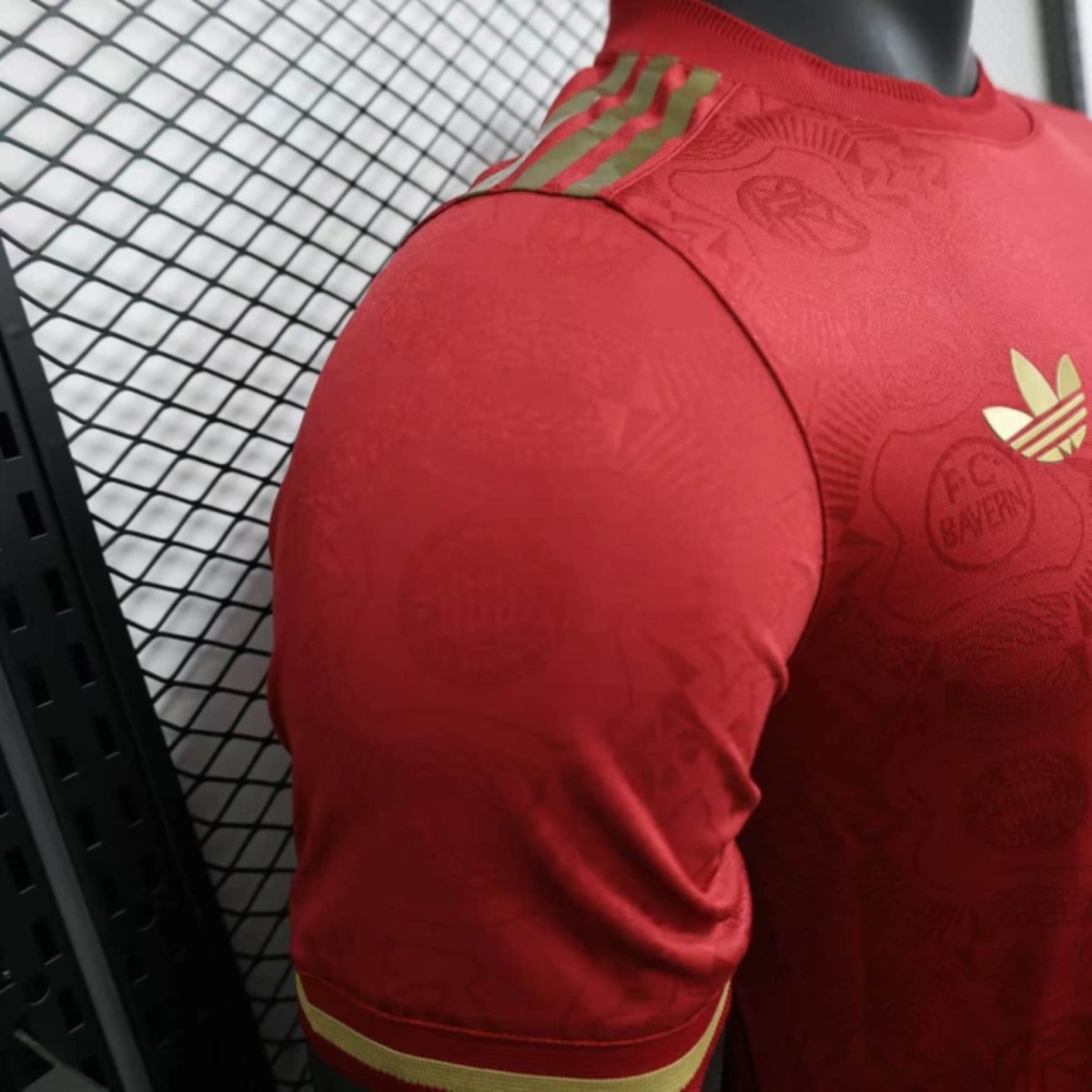 25/26 Bayern Munich Anniversary Edition jersey Player Version