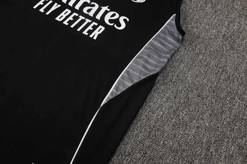 24/25 Real Madrid Black Training Set Shirt and Shorts