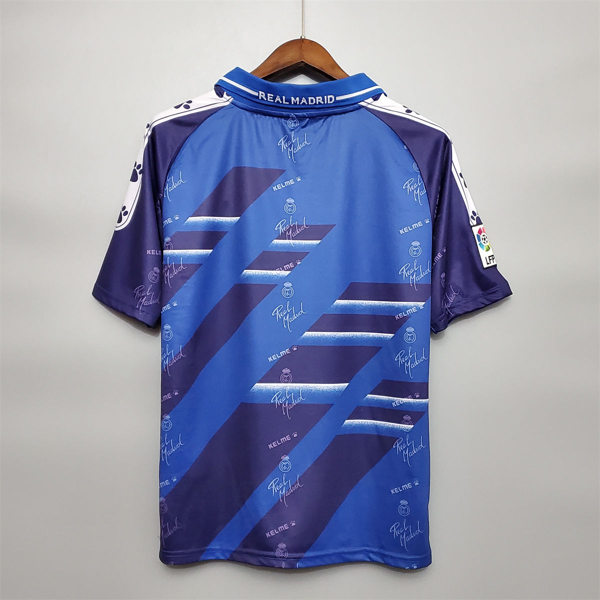 Retro Real Madrid 1994/96 away jersey Fan Version
