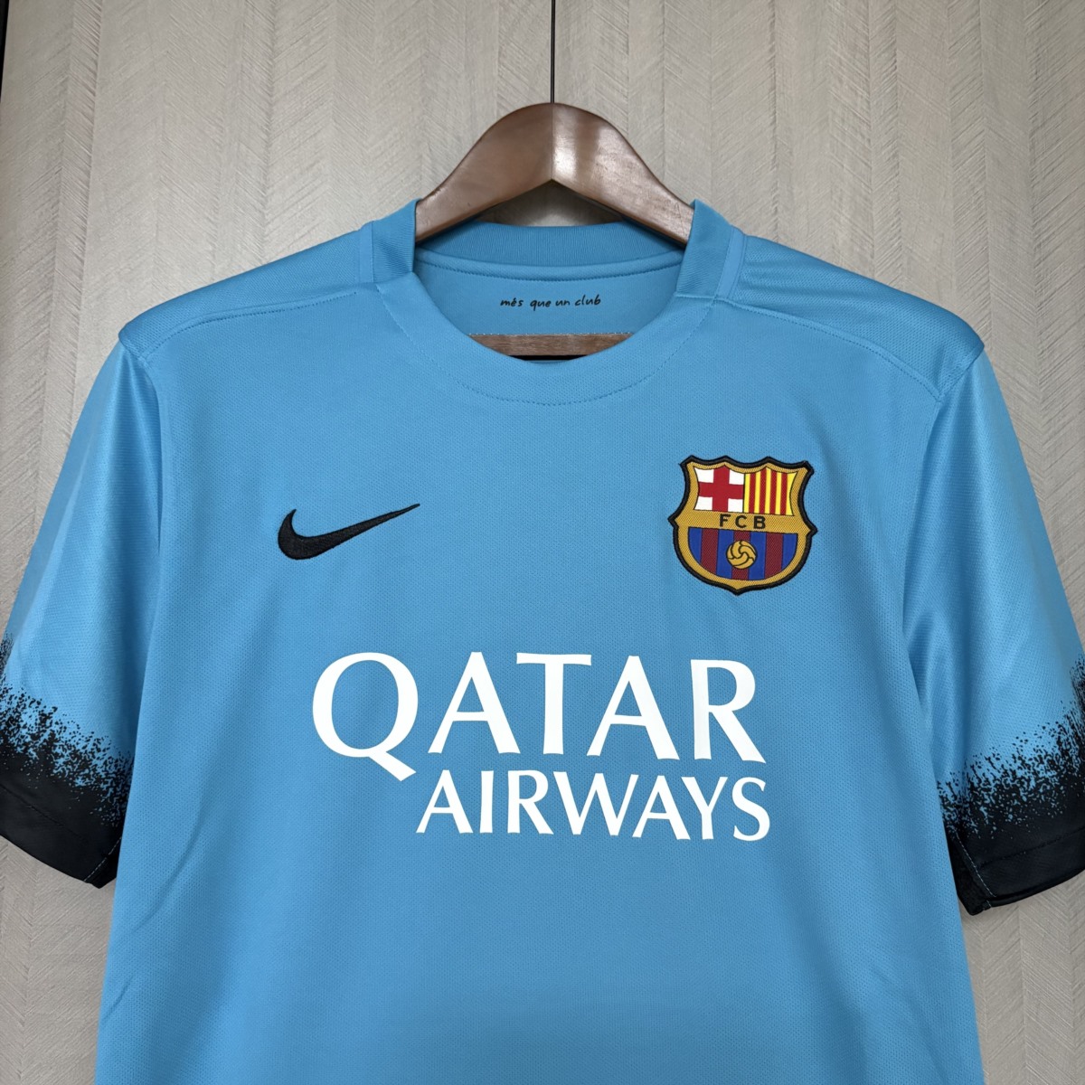 Retro Barcelona 2015/16 Third jersey Fan Version