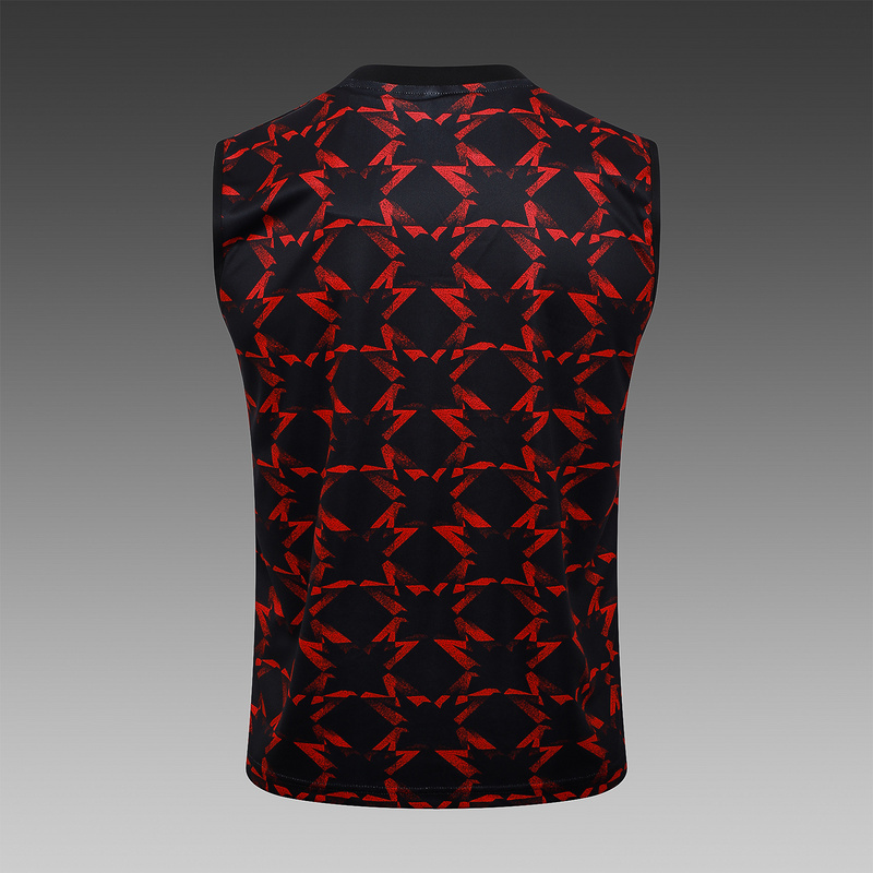 24/25 Manchester United Black red Training Set Shirt and Shorts