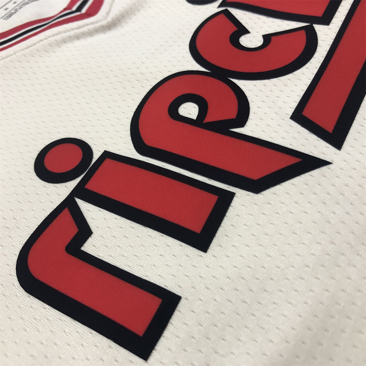 NBA Portland Trail Blazers V-Neck White Jersey McCOLLUM#3 S-XXL