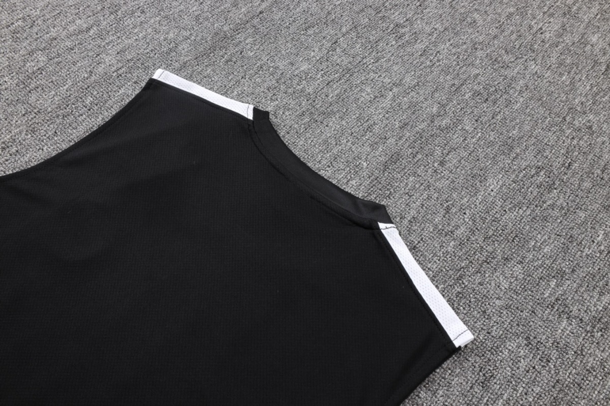 2026 PSG Black Training Set Shirt and Shorts