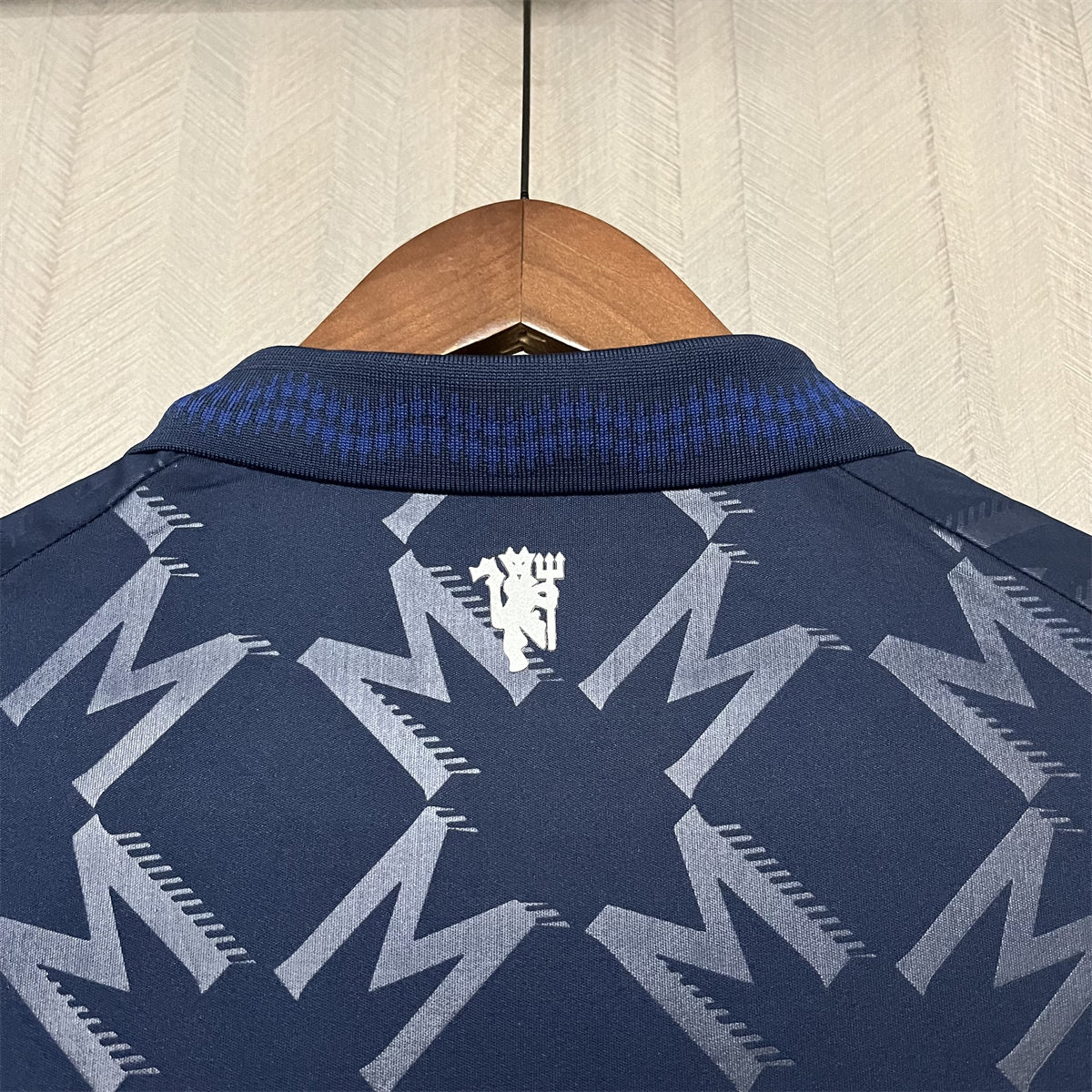 2024/25 Manchester United Away Jersey Fan Version