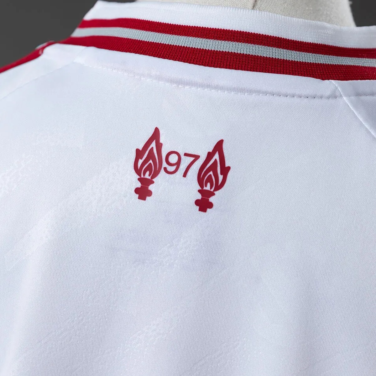 2026/27 Liverpool Away Kid Kits
