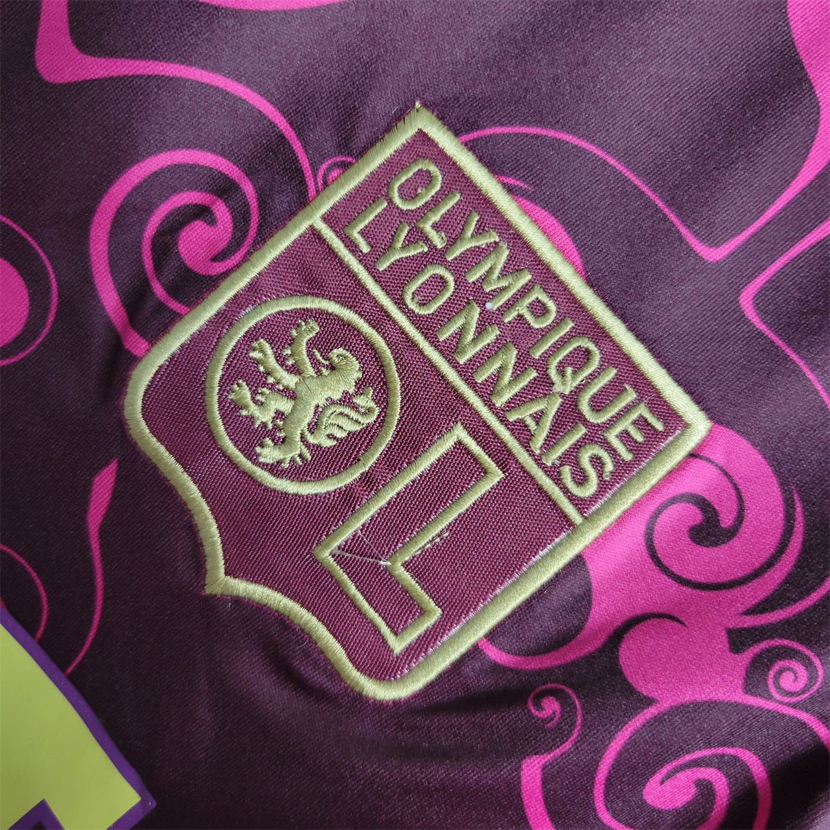 Retro Lyon 2010/11 jersey Fan Version