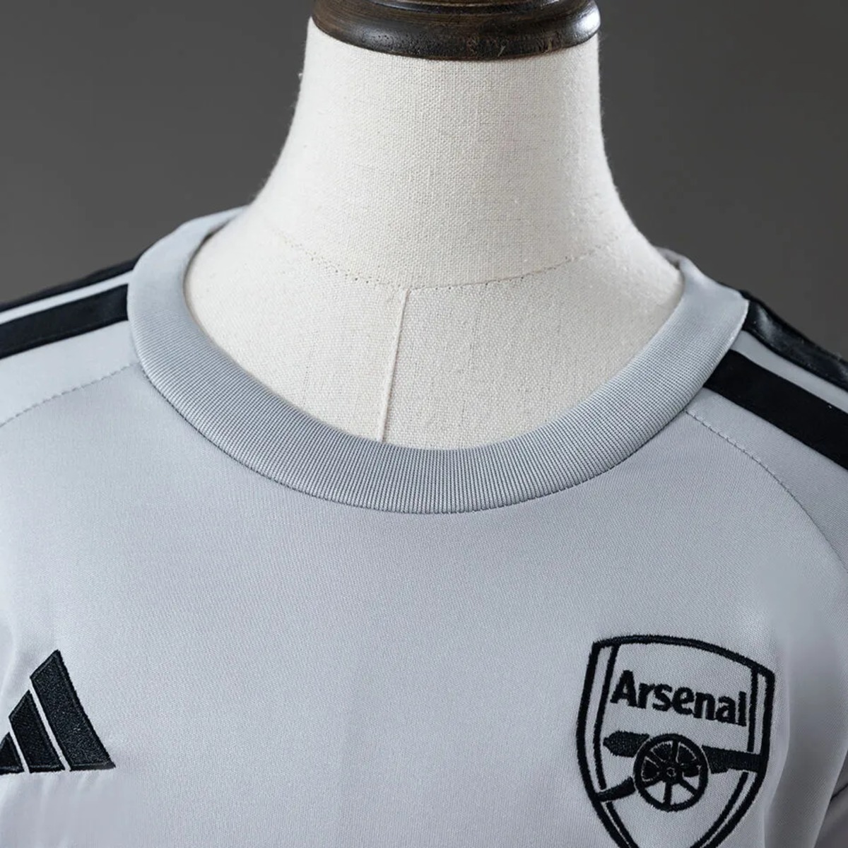 2026/27 Arsenal Goalkeeper Kid Kits