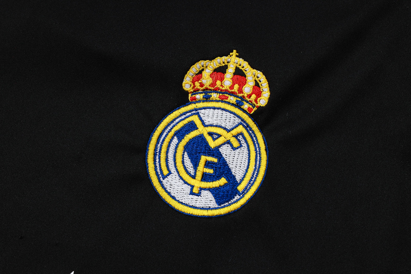 24/25 Real Madrid Black Training Set Shirt and Shorts