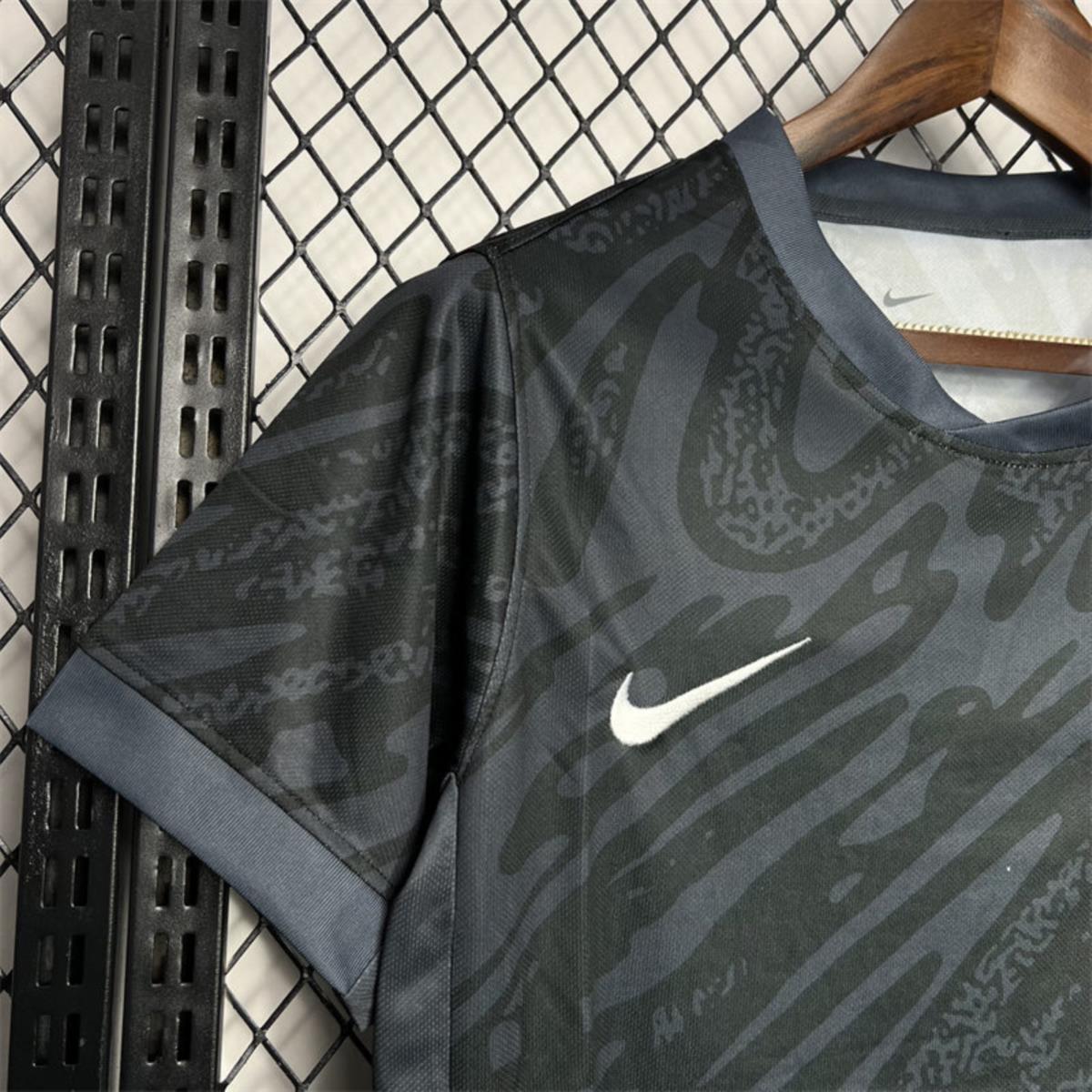 2024/25 Portugal Euro Goalkeeper uniform Jersey Fan Version