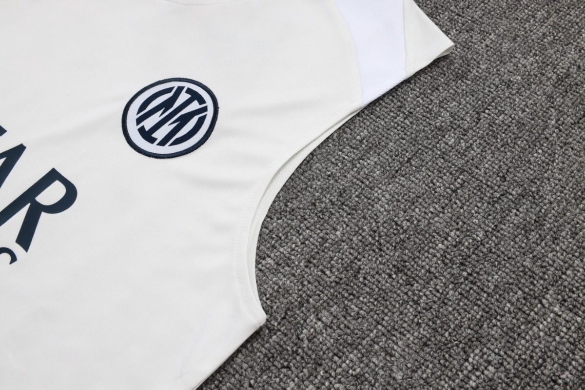 2026 Inter Milan Off-white Training Set Shirt and Shorts