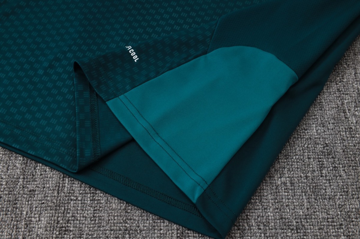 2026 Real Madrid Deep dark green Training Set Shirt and Shorts