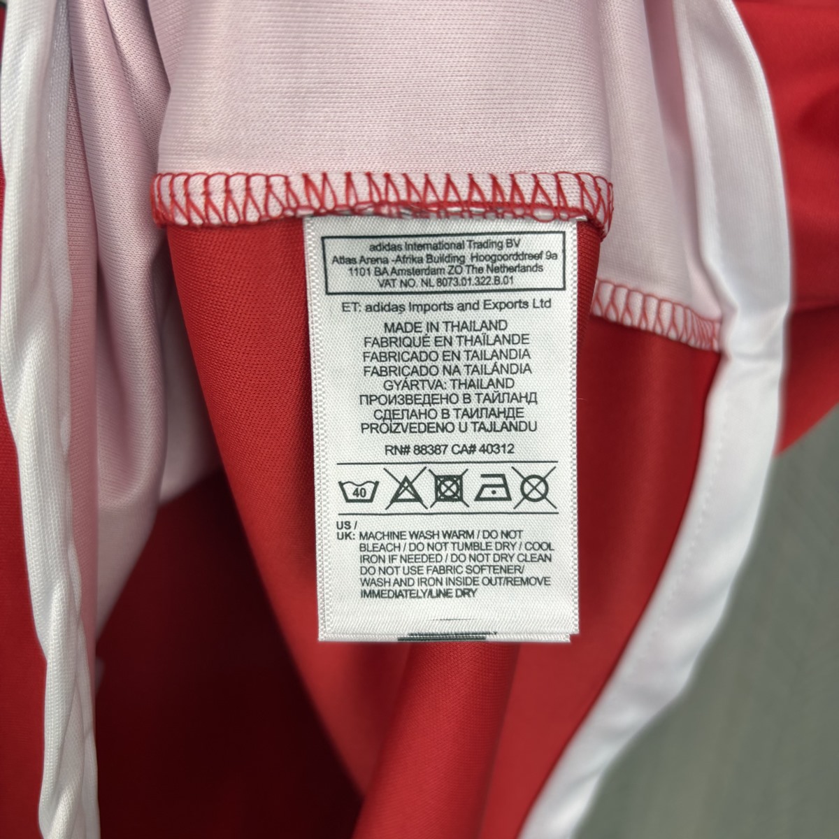 Retro Benfica 2004/05 Home Jersey Fan Version