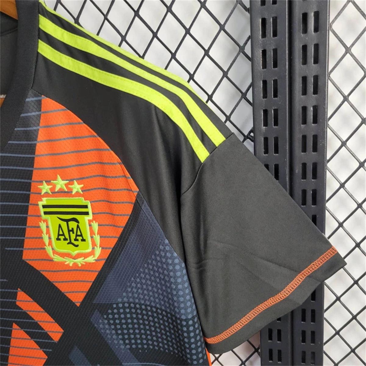 2024/25 Argentina goalkeeper Jersey Fan Version